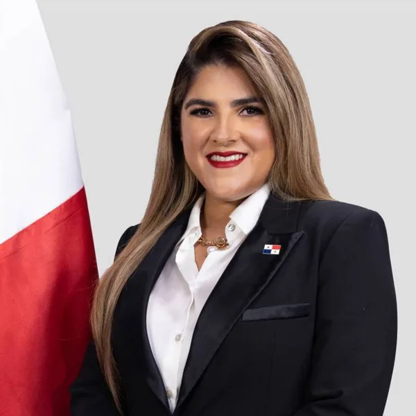 Elvia Bustavino