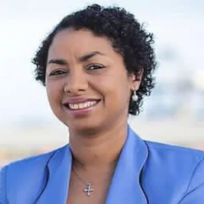 July De La Cruz