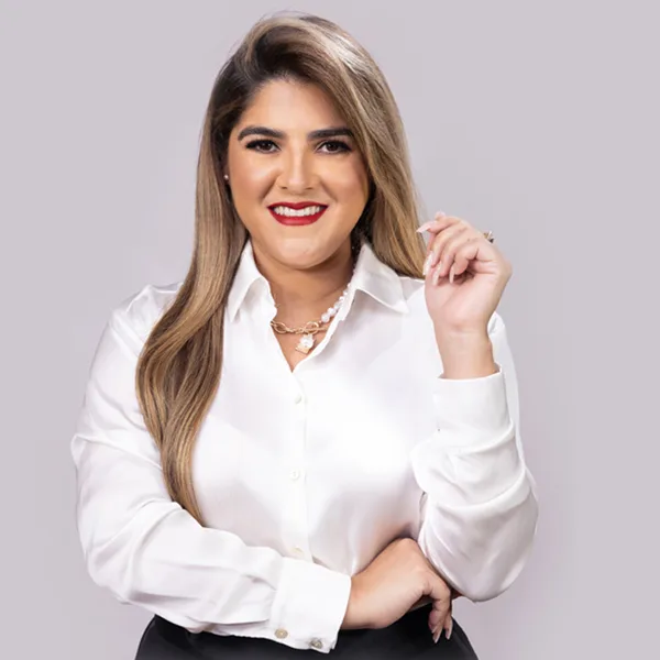 Elvia Bustavino
